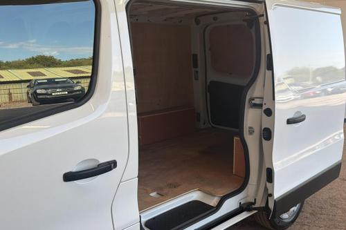 Renault TRAFIC Photo at-c5cb9bde25b349f088ba209fe7dc8e1a.jpg