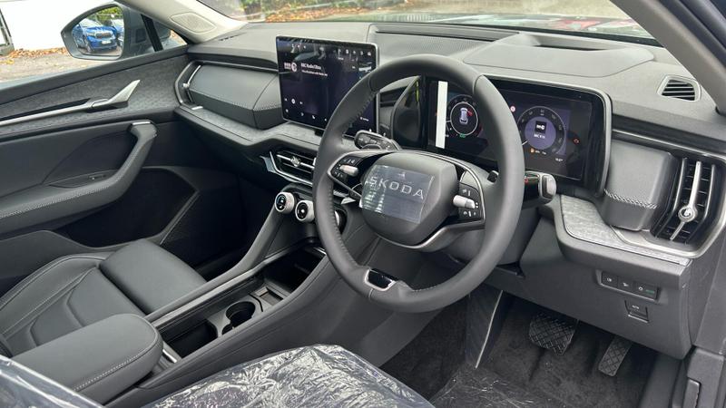 Skoda Kodiaq Photo at-c5ce801c6f2c4a74bd78dd406828072b.jpg