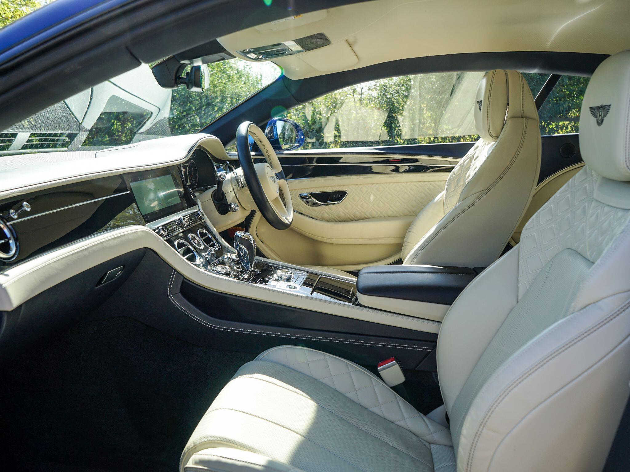 Bentley Continental 4.0 V8 GT Coupe 2dr Petrol Auto 4WD Euro 6 (s/s) (550 ps) — photo 3