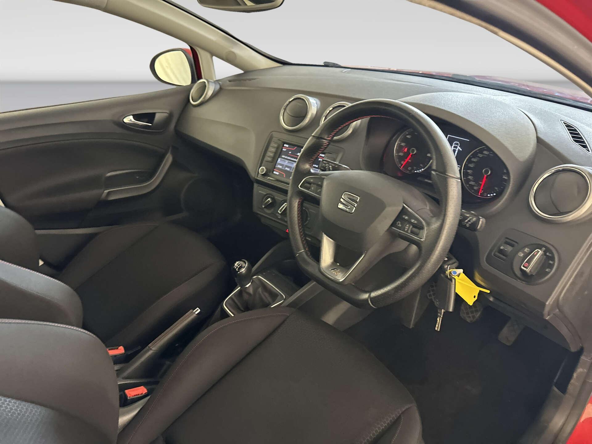 2016 SEAT Ibiza thumbnail 17