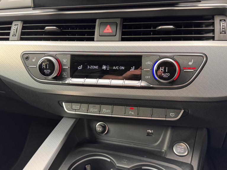 Used Audi A4 Avant WR22HGG 14