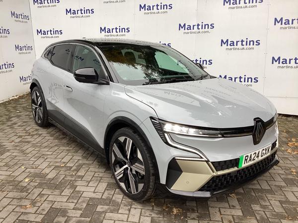 Used 2024 Renault Megane E-Tech EV60 60kWh iconic Auto 5dr (comfort range) at Martins Group