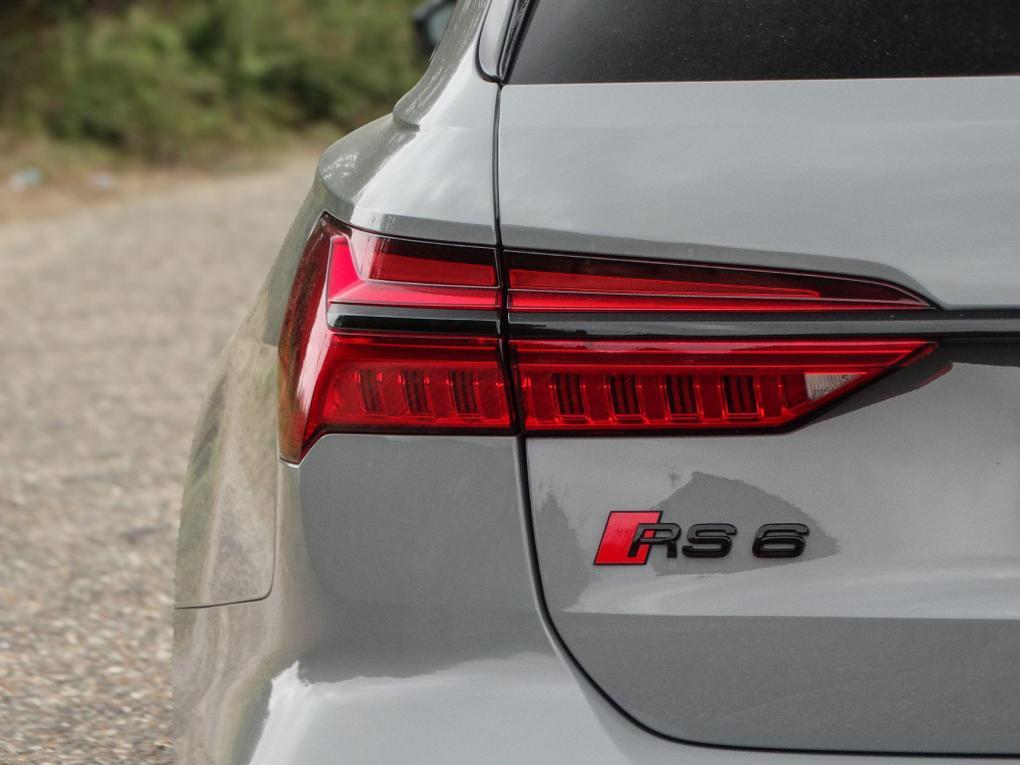 Used Audi RS6 Avant EF70UKS 44