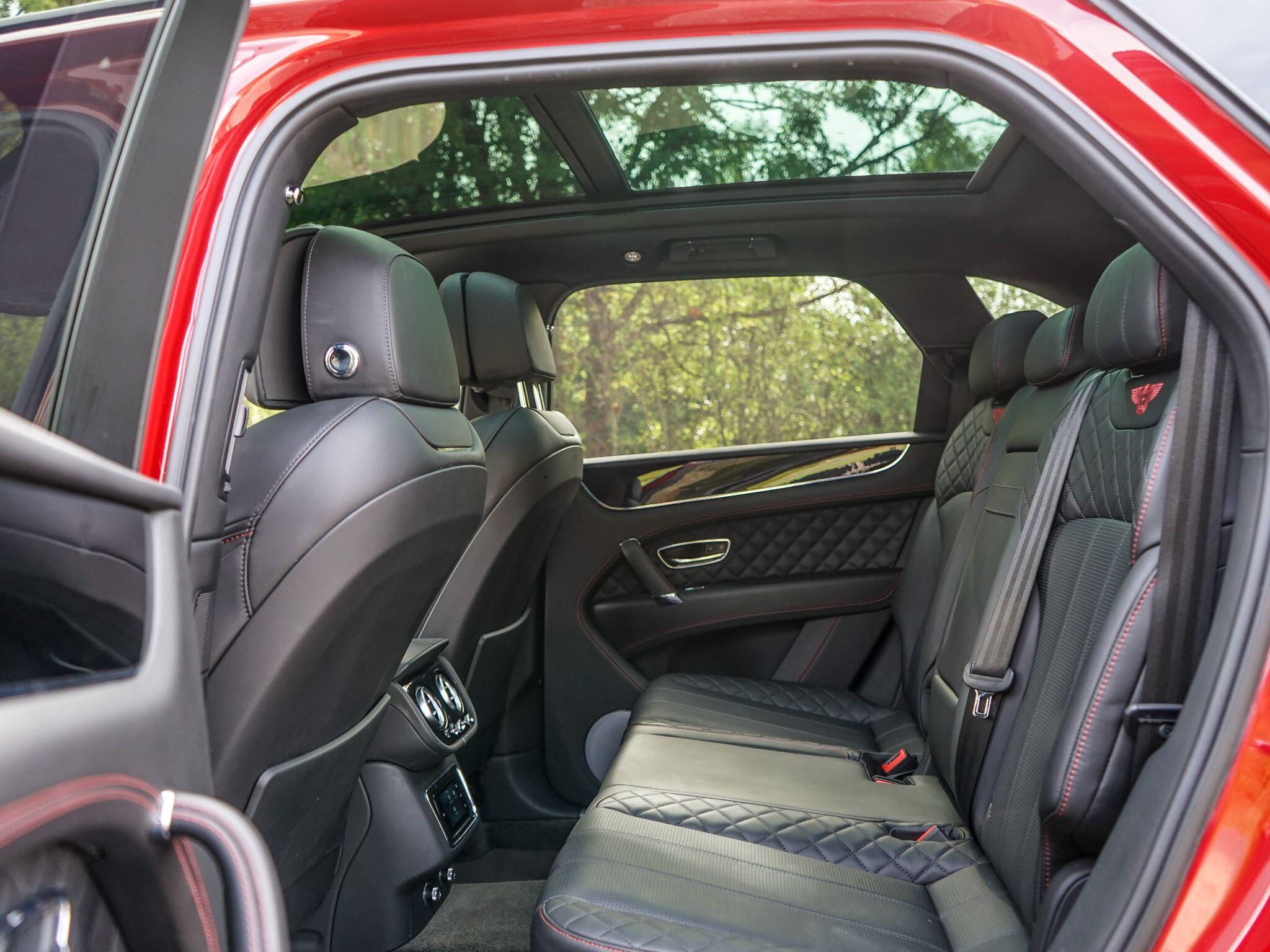 Bentley Bentayga 4.0 V8 Auto 4WD Euro 6 (s/s) 5dr — photo 14
