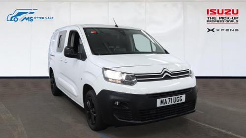 Citroen BERLINGO Photo at-c69bf70002fe49e4b824808c9e22162d.jpg