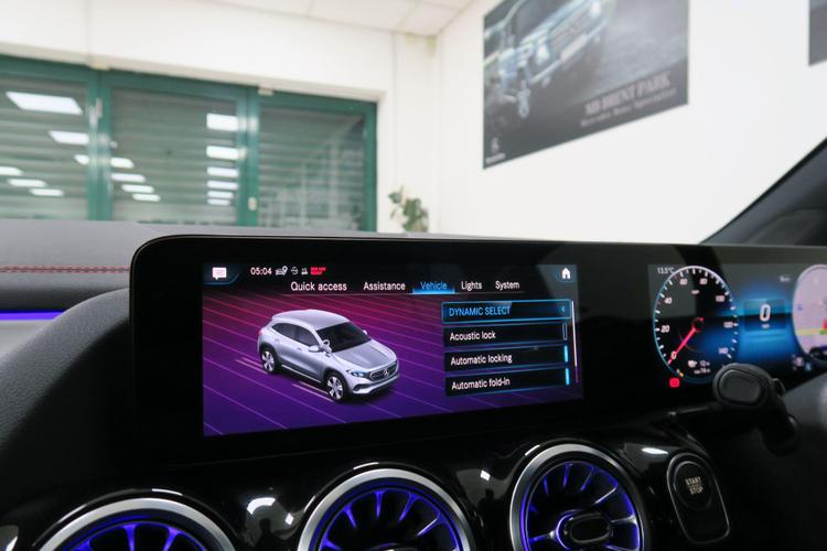 Used Mercedes-Benz EQA VN22NFH 14