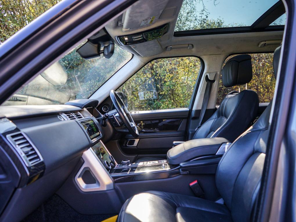 Used Land Rover Range Rover KM19EZH 3