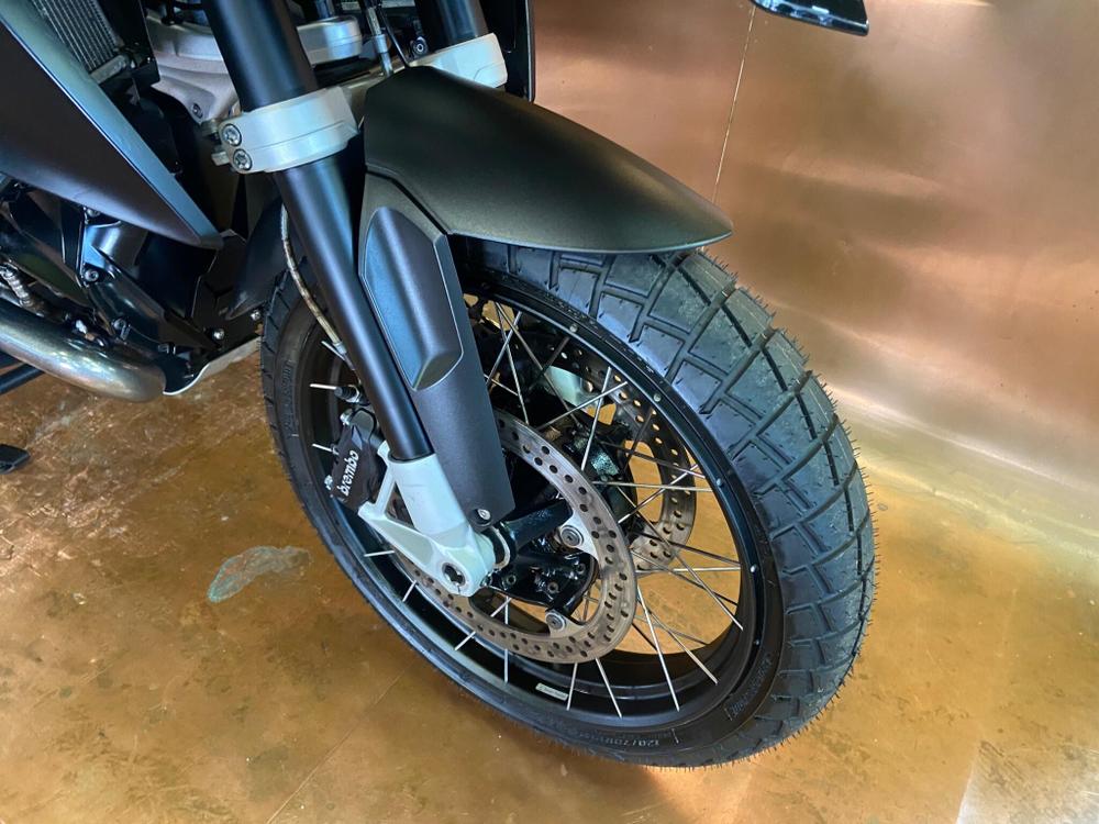 BMW R 1200 GS Photo at-c6e5e1ba897f45b7885fb53ea138017a.jpg