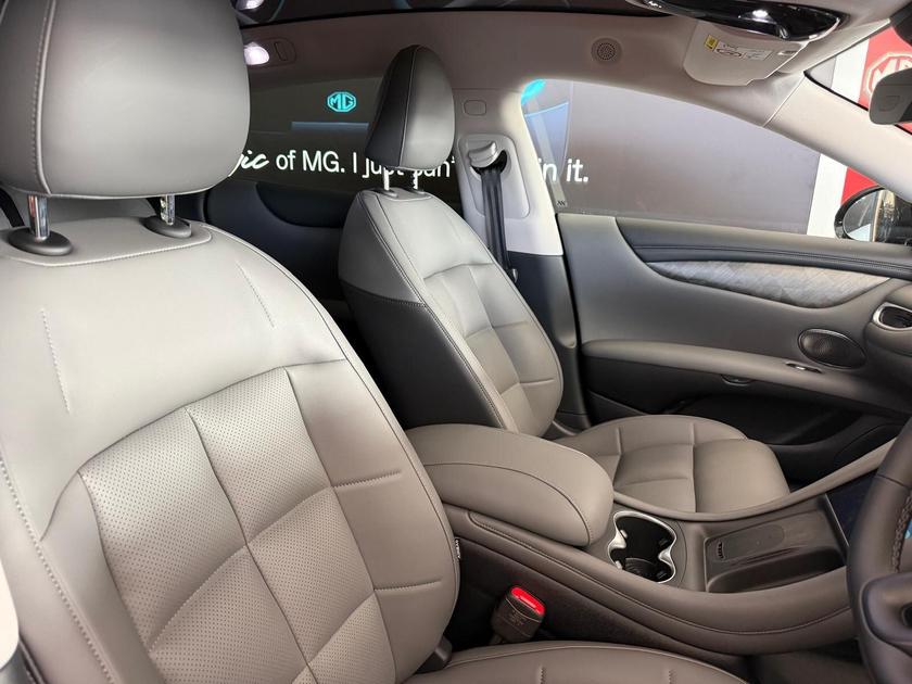 MG MG IM5 Photo at-c70a75d9f4d7439ebfa55bd1ae2514b0.jpg