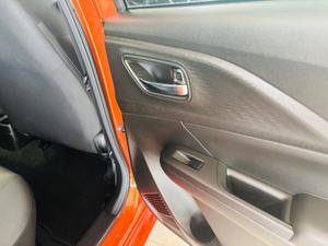 Suzuki Swift Photo 24