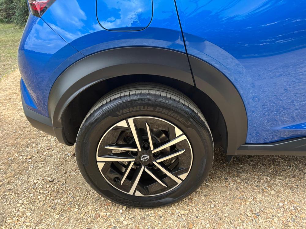 Nissan Juke Photo at-c726d646b1fe411da6bf93b8f4441234.jpg