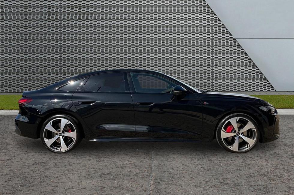Audi A5 Photo at-c74becee678b4e53a6217737fc148048.jpg