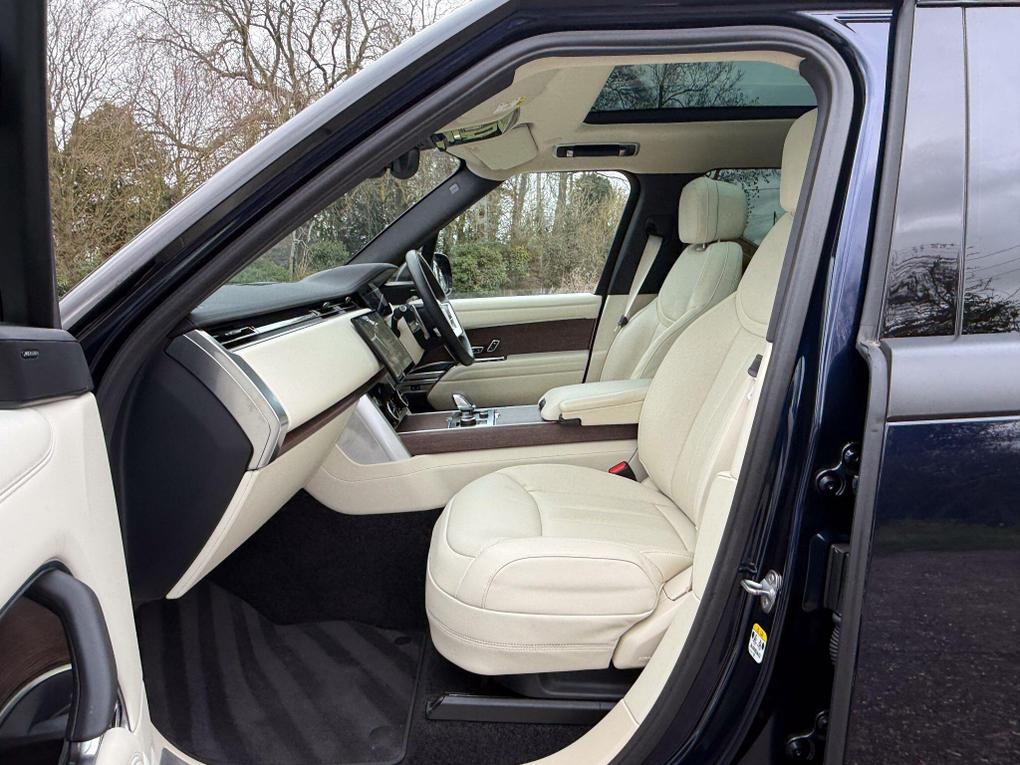 Used Land Rover Range Rover F11MNM 3