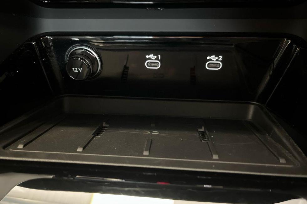 Audi Q5 Photo at-c7910dbe759644f49b24adf1bfddaecf.jpg
