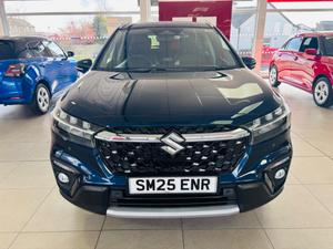 Suzuki S-Cross Photo 1