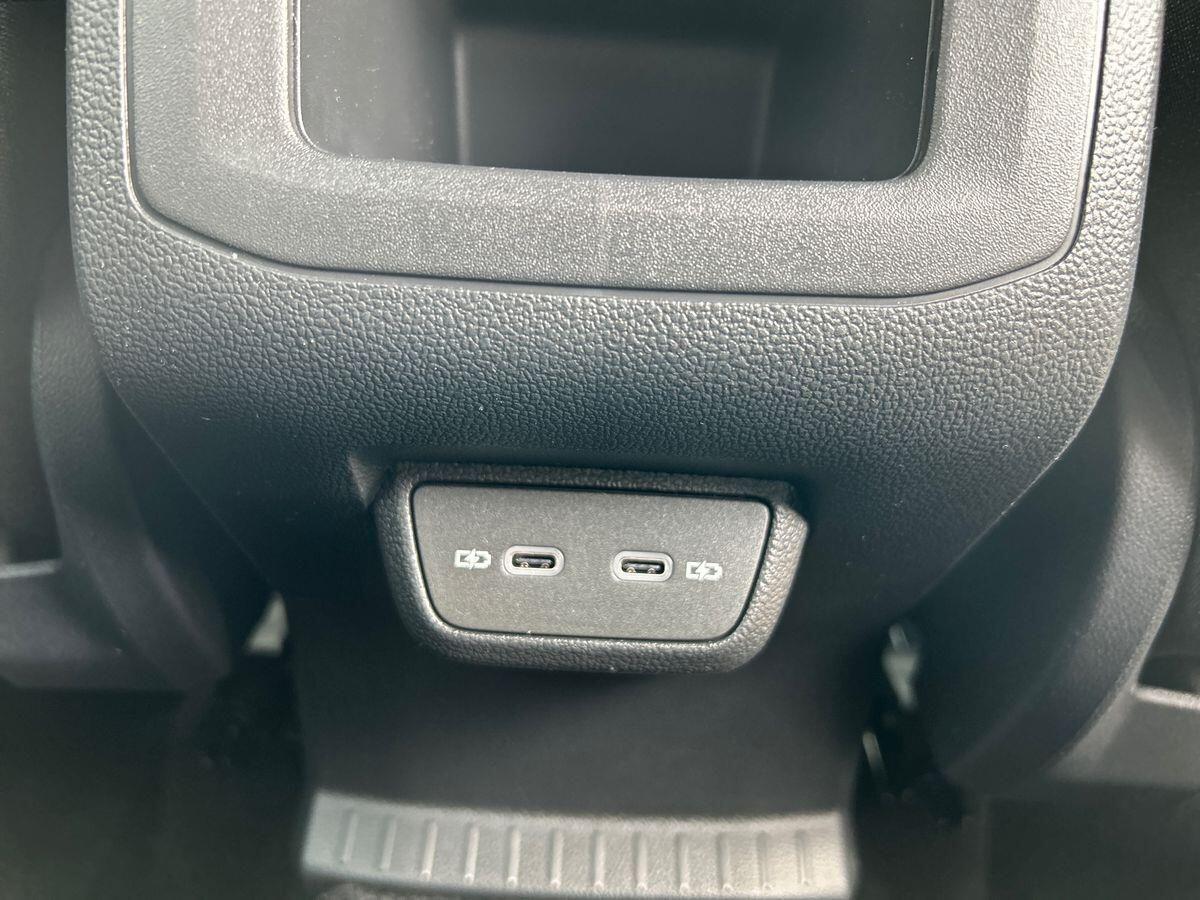 Volkswagen T-cross Photo at-c7b978698bdb42598116a9f098fc2f71.jpg
