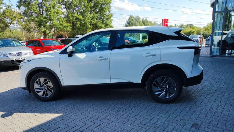 Used Nissan Qashqai FV23USY 4