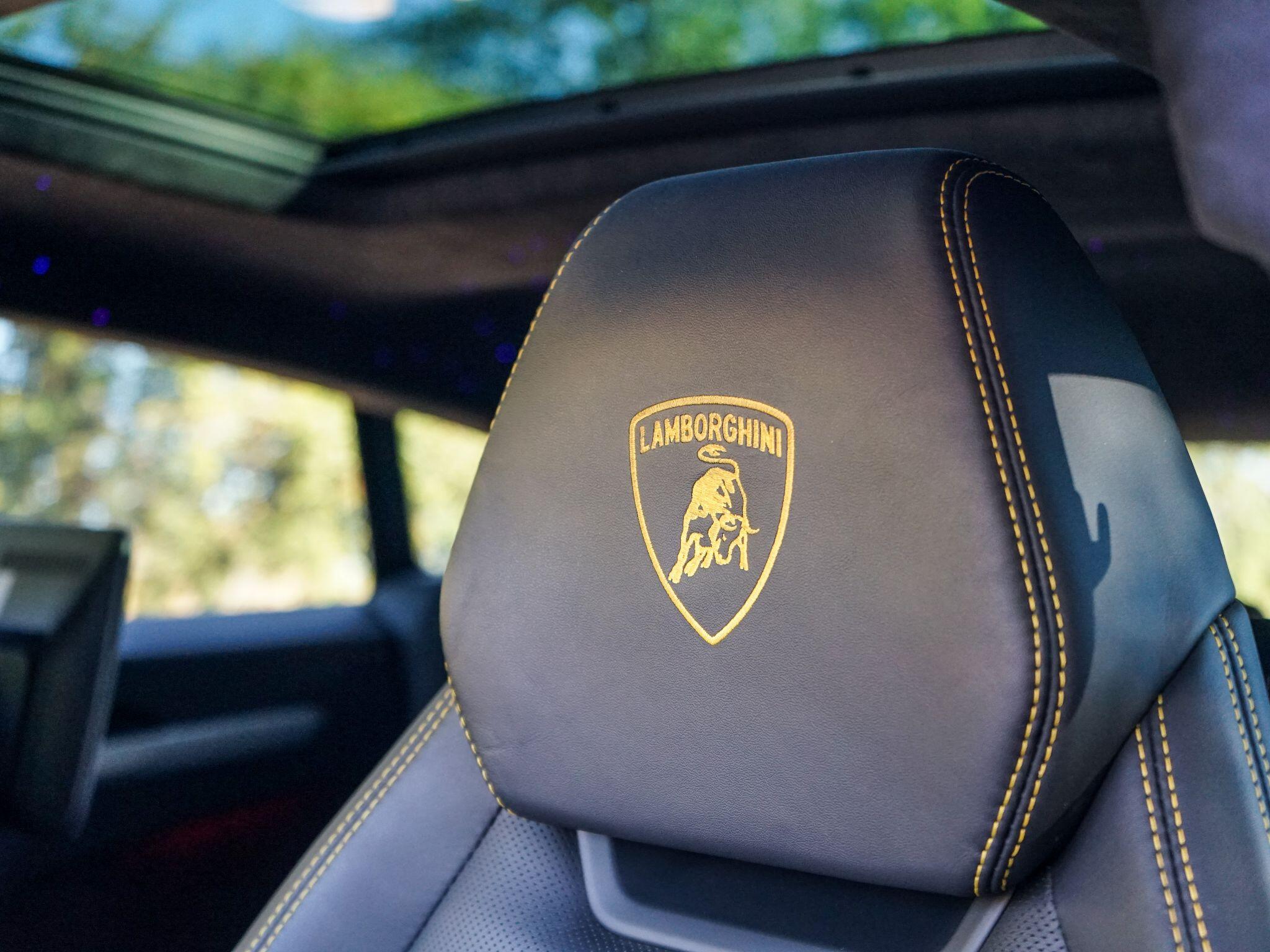 Lamborghini Urus 4.0 V8 BiTurbo SUV 5dr Petrol Auto 4WD Euro 6 (650 ps) — photo 13