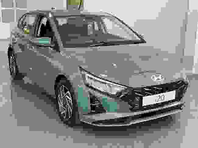 Used ~ Hyundai i20 1.0 T-GDi Advance Euro 6 (s/s) 5dr Mangrove Green at West Riding