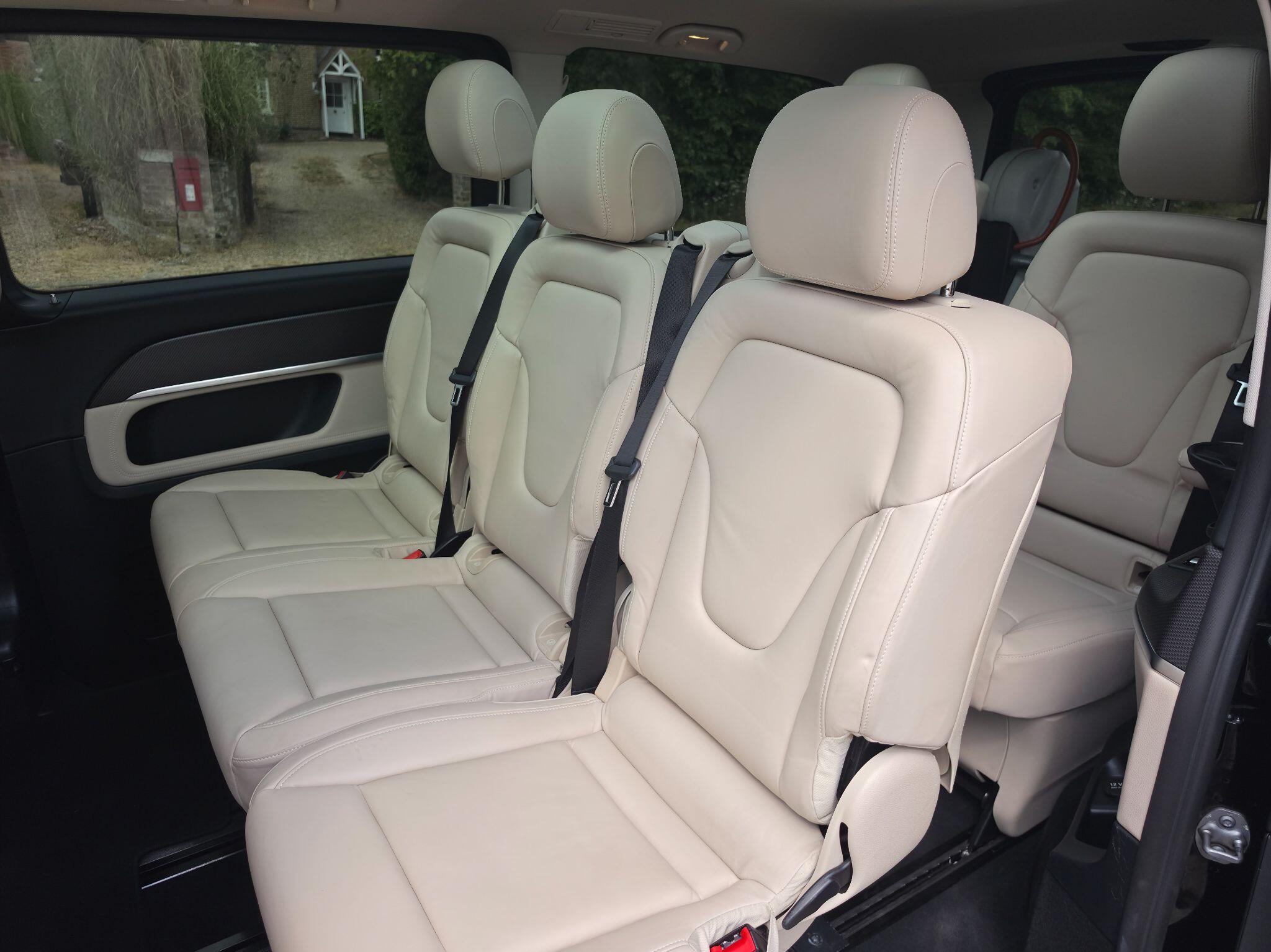 Mercedes-Benz V Class 2.2 V250d AMG Line G-Tronic+ Euro 6 (s/s) 5dr 8 Seat LWB — photo 16