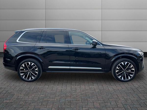 Volvo XC90 Photo at-c80adade6be94e5db61f6b18bf4a4dd9.jpg