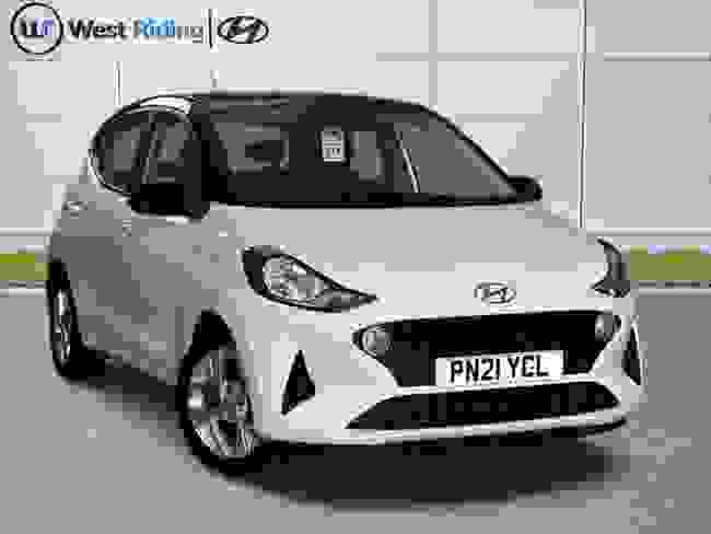 Used 2021 Hyundai i10 1.2 SE Connect Euro 6 (s/s) 5dr White at West Riding
