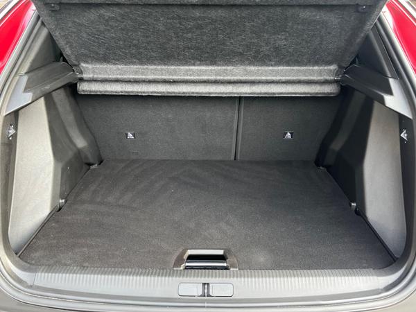 Used Peugeot 2008 LO24ZVP 9