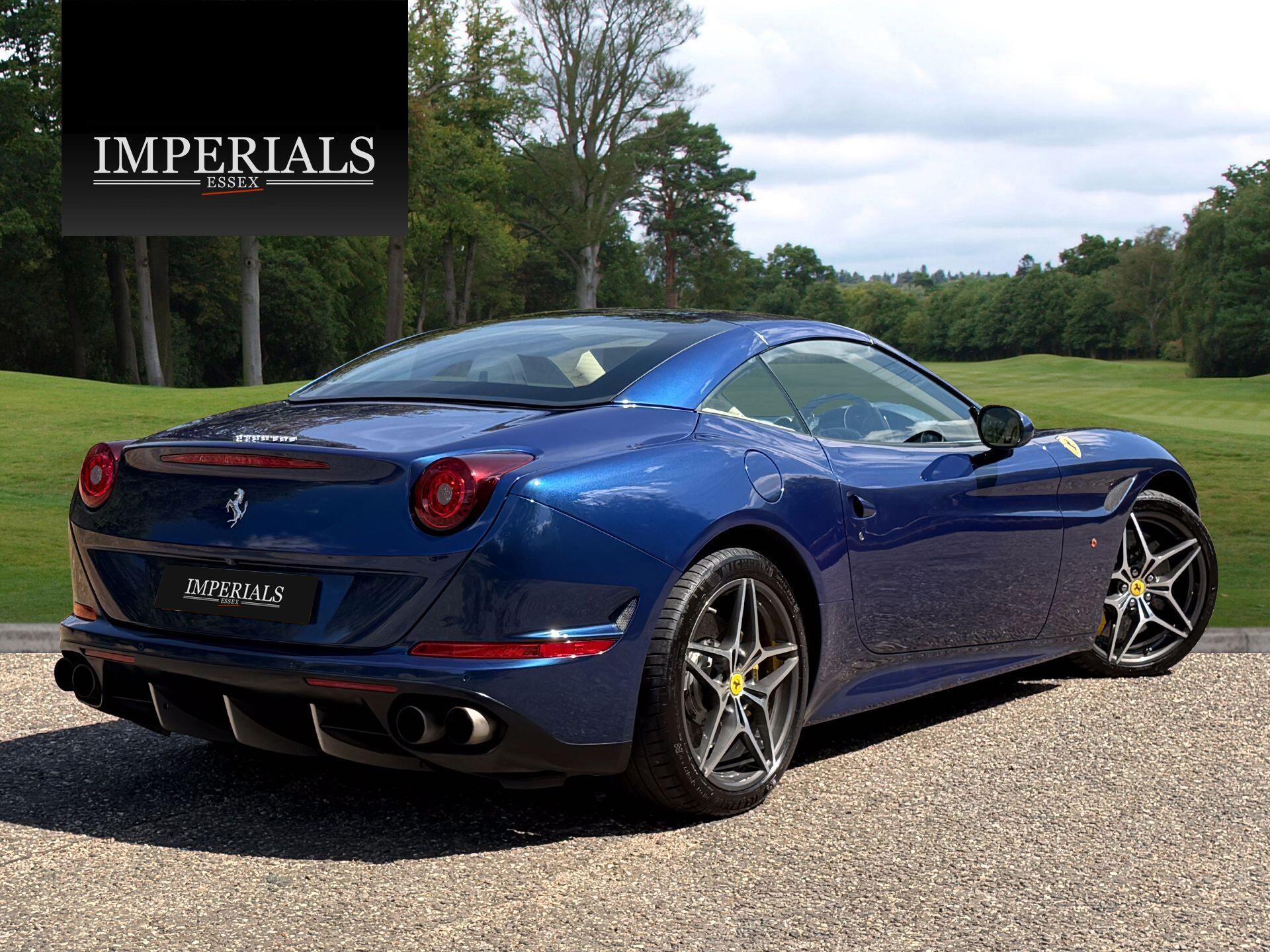 Ferrari California 3.8 V8 T Convertible 2dr Petrol F1 DCT Euro 6 (s/s) (560 ps) — photo 35
