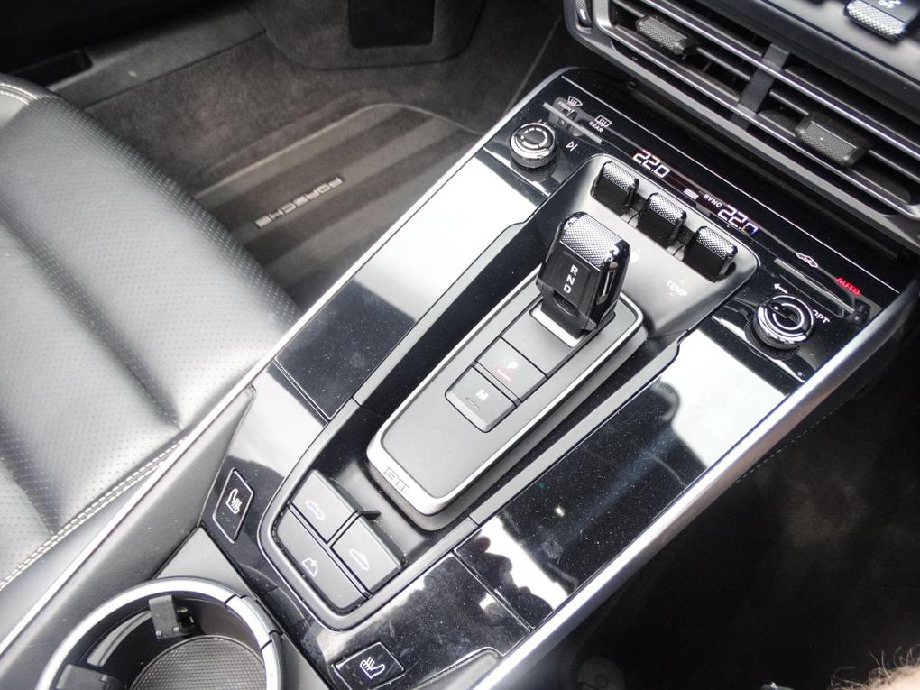 Used Porsche 911 FN69CXS 29
