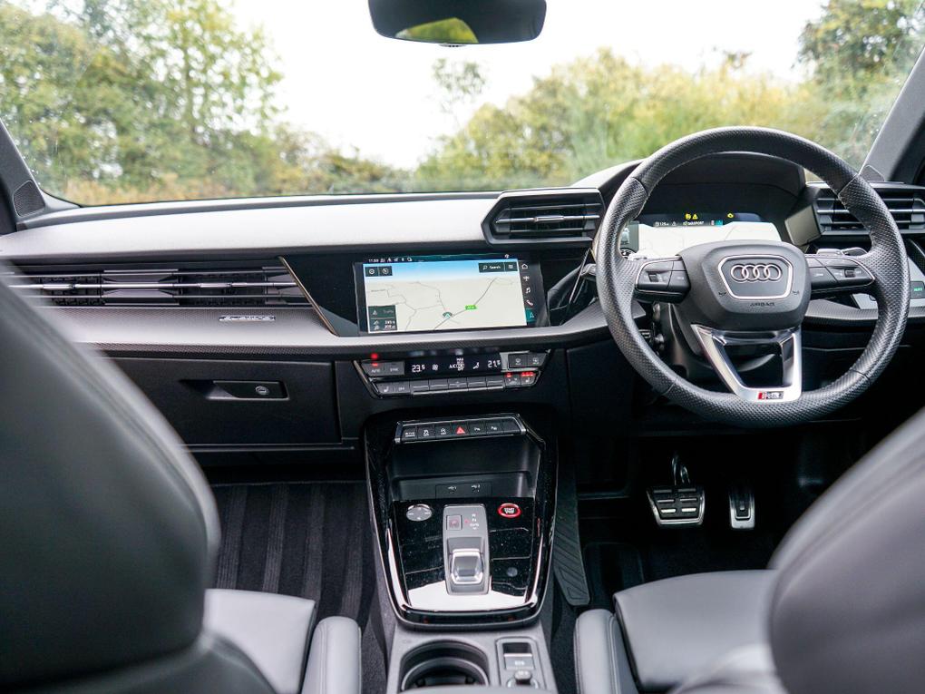 Used Audi RS3 YH72PCU 17