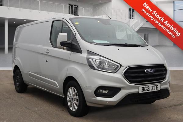 Used 2021 Ford TRANSIT CUSTOM 2.0 300 EcoBlue Limited Panel Van 5dr Diesel Auto L2 Euro 6 (s/s) (130 ps) at Otter Vale Motors