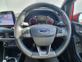 Ford Fiesta Photo 12
