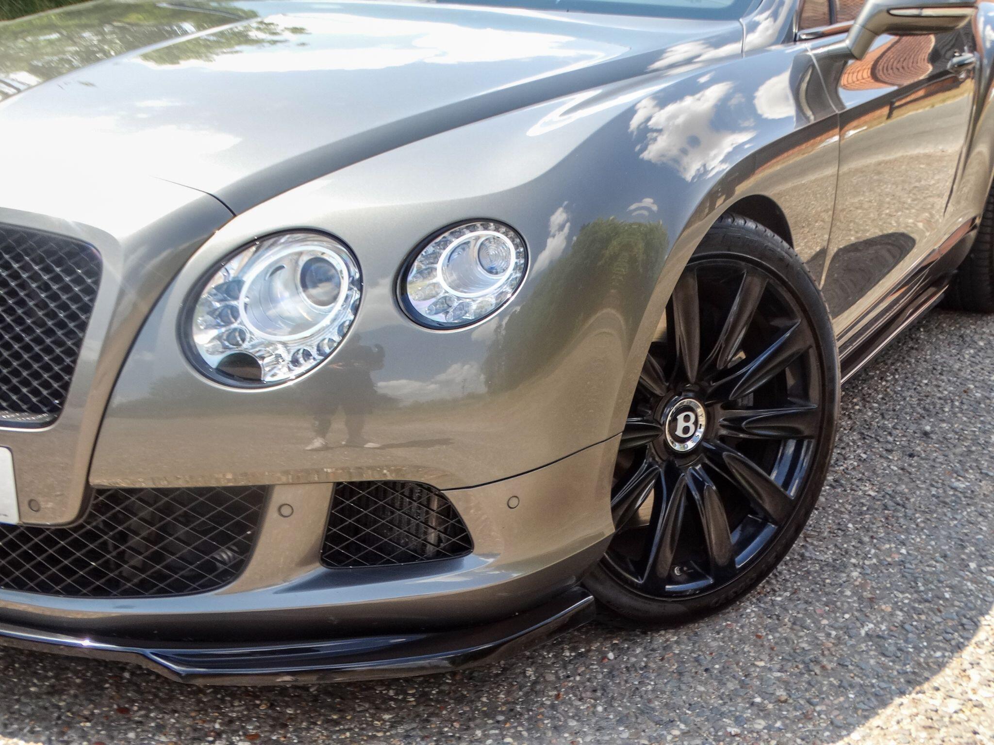 Bentley Continental 6.0 GT 2dr — photo 9