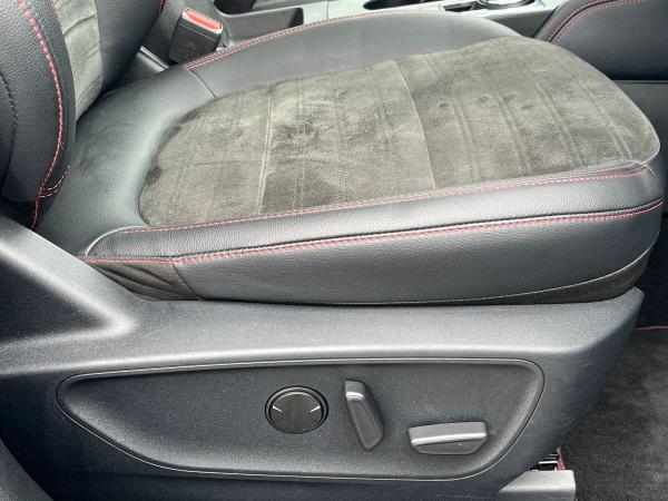 Ford Kuga Photo at-c8c1427920474c0ebc00afe562459cb5.jpg
