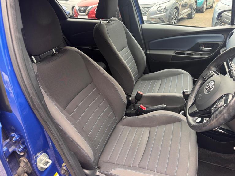 Used Toyota Yaris RV68XDH 16