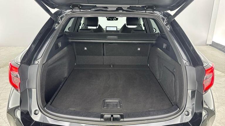 Used Toyota Corolla FL25HYK 16