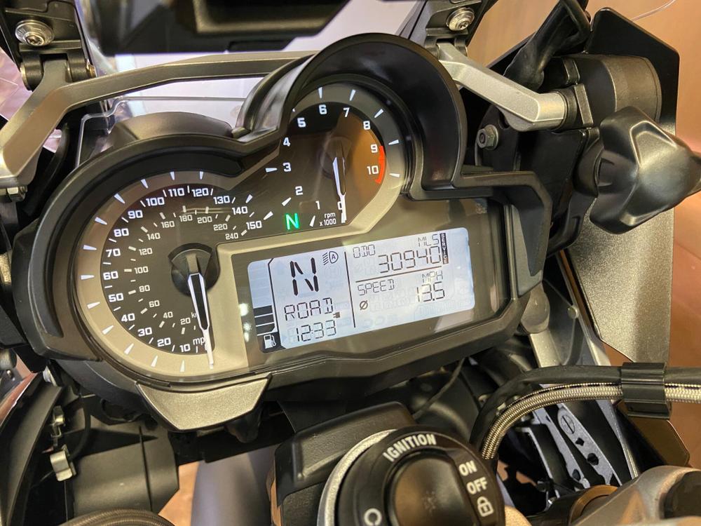 BMW R 1200 GS Photo at-c9b31417234f4c6a831a6f26b9e901f7.jpg