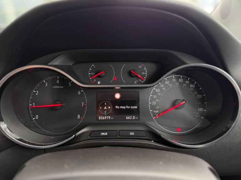 Used Vauxhall Crossland X BF69RWE 13