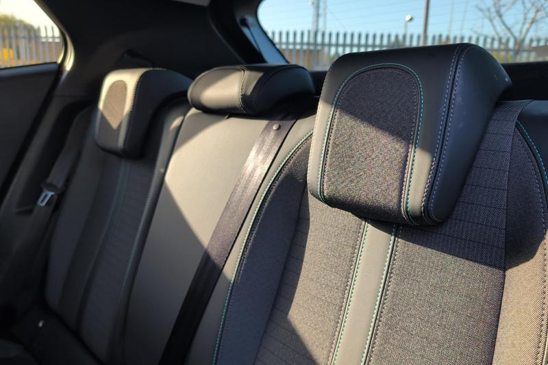 Used Peugeot 2008 NU71DZJ 16