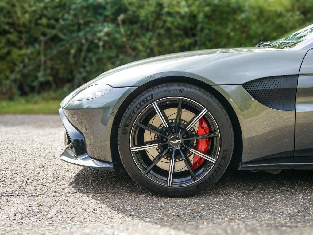Used Aston Martin Vantage EO68LWK 5