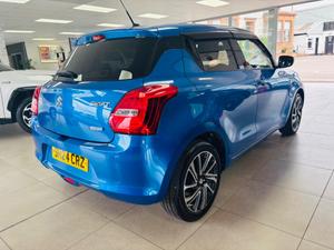 Suzuki Swift Photo 8