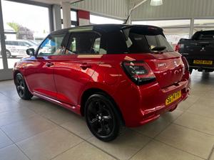Suzuki Swift Photo 3