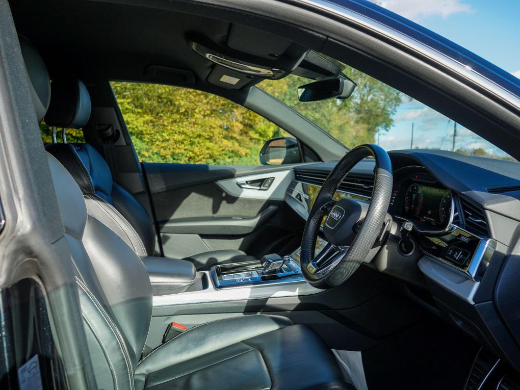 Used Audi Q8 KN70CZX 15