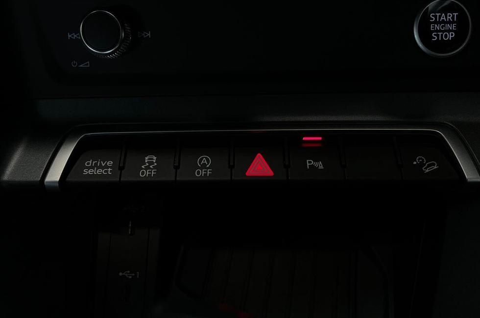 Audi Q3 Photo at-ca13aeb685e6426599369efc1fea65f6.jpg