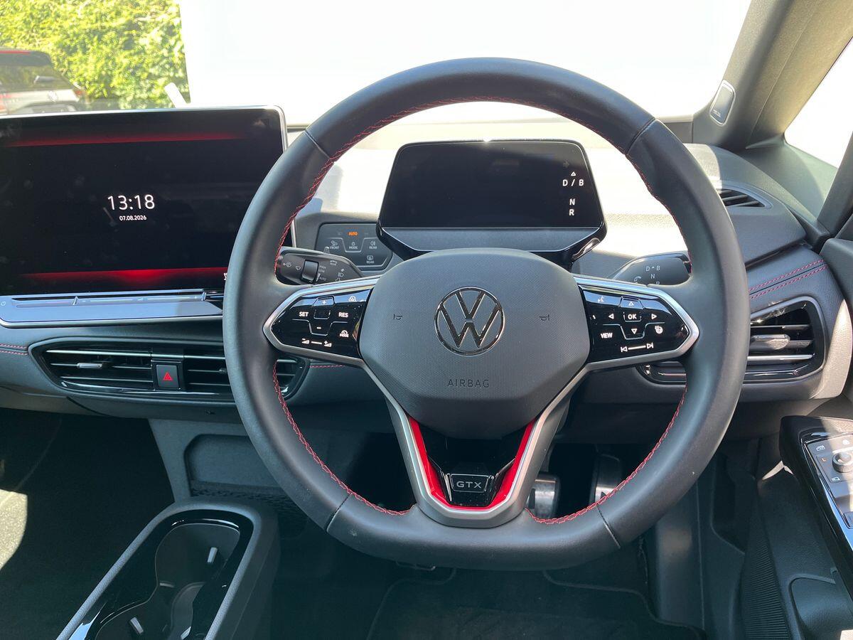 Volkswagen ID.3 Photo at-ca1756bd889940a8ac9b78f90358bbf6.jpg
