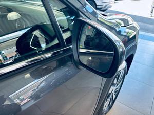 Suzuki S-Cross Photo 11