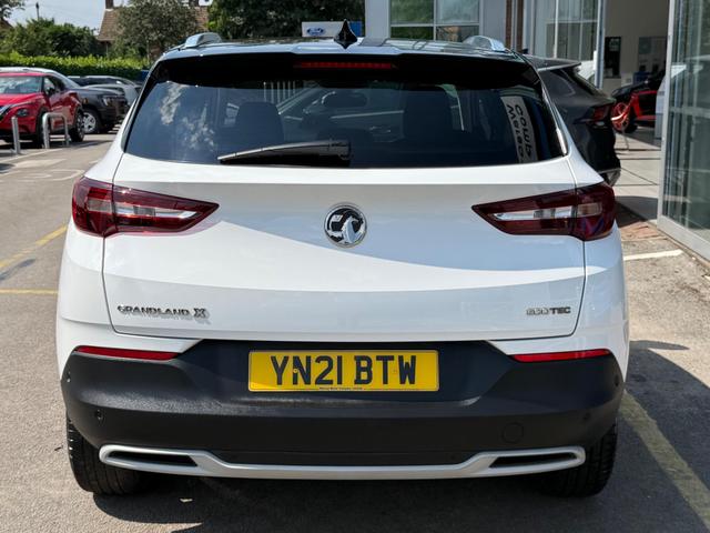 Used Vauxhall Grandland X YN21BTW 8