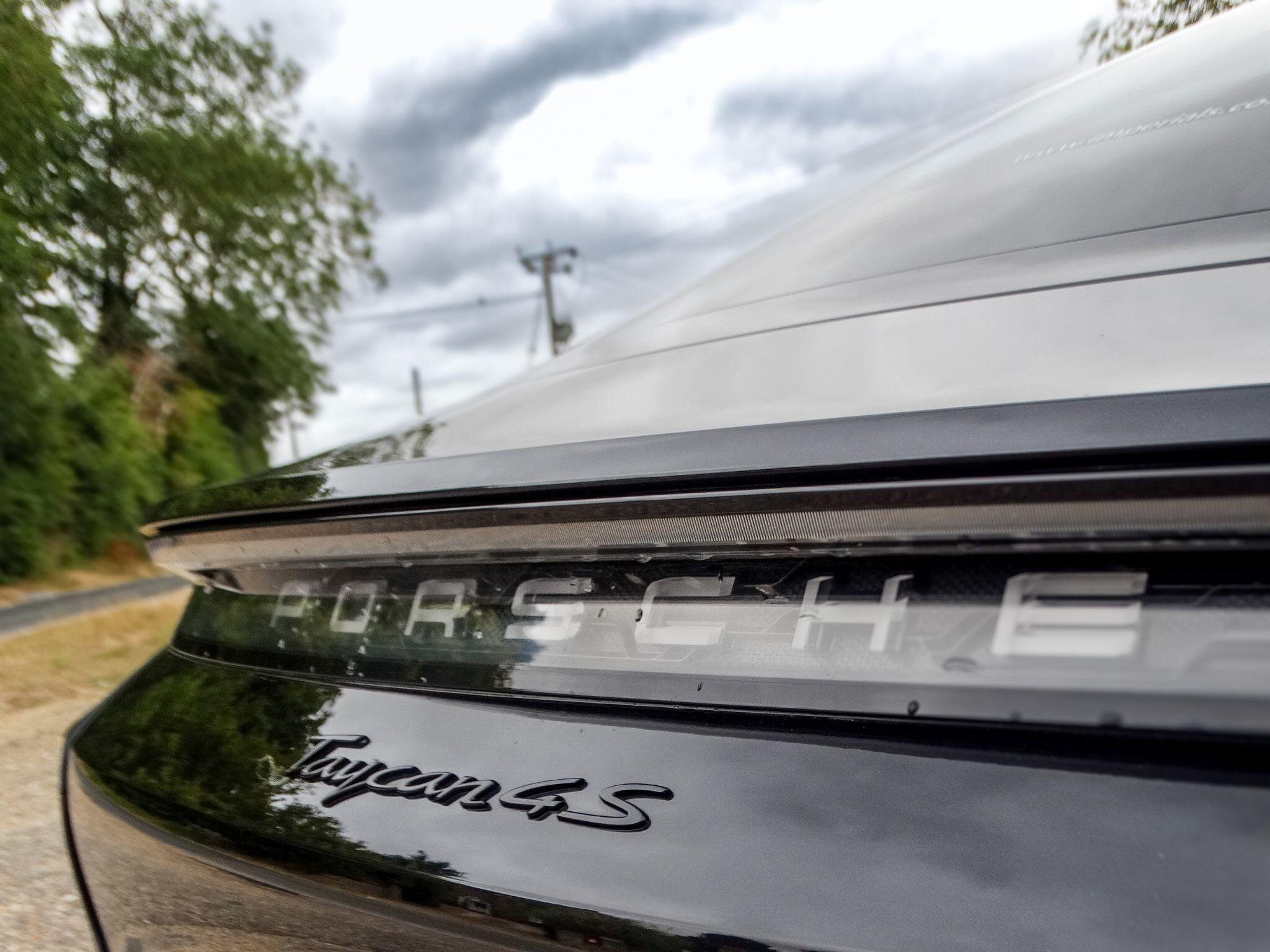 Porsche Taycan Performance Plus 93.4kWh 4S Auto 4WD 4dr (11kW Charger) — photo 13