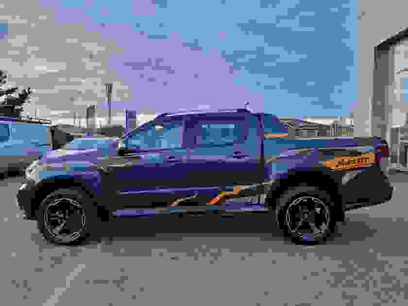 Ford Ranger Photo at-ca465cd2015a492185ed12bb5944b0fa.jpg