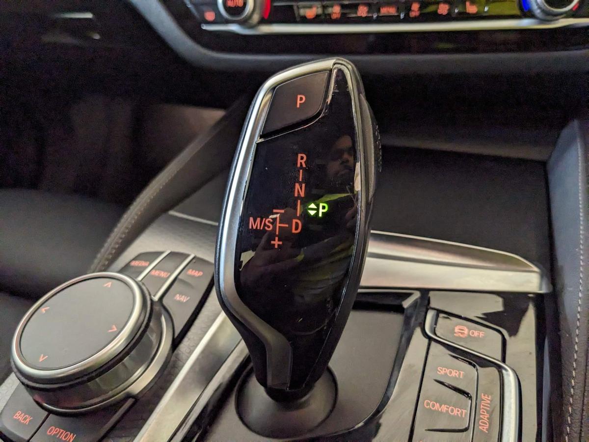 Used 2021 BMW 5 Series Blue £29,995 | 47,320 Miles | V12 